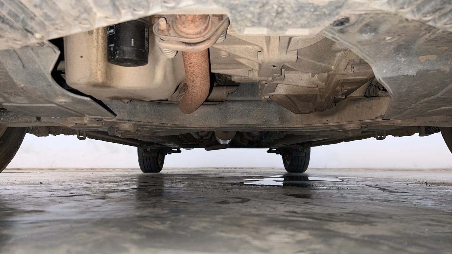 Used 2019 Maruti Suzuki Ciaz Delta Hybrid 1.5 Petrol Manual extra FRONT LEFT UNDERBODY VIEW