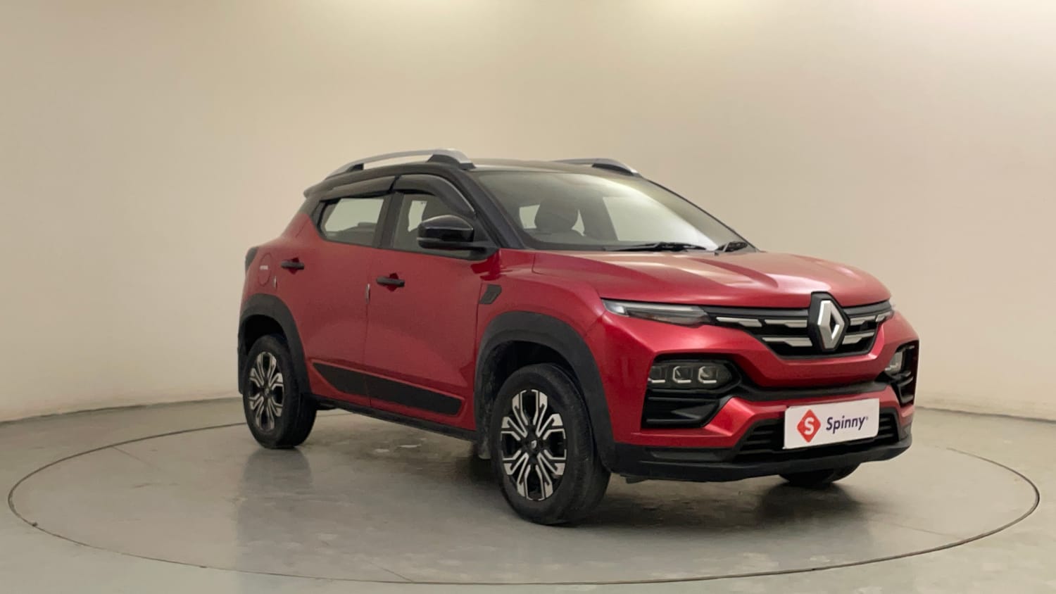 Used 2023 Renault Kiger RXT MT Petrol Manual exterior RIGHT FRONT CORNER VIEW