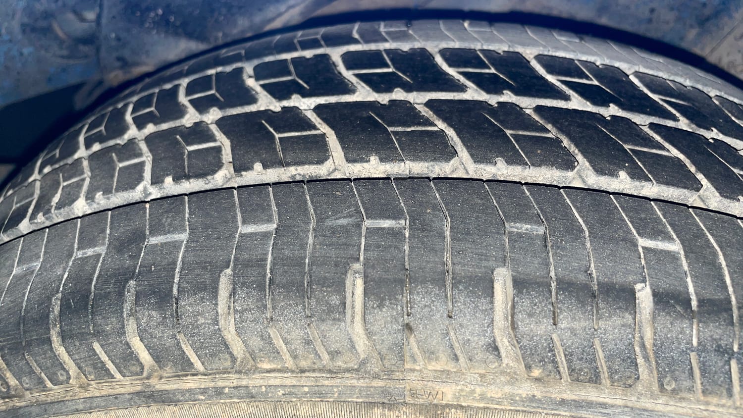 Used 2013 Honda Brio VX MT Petrol Manual tyres LEFT REAR TYRE TREAD VIEW