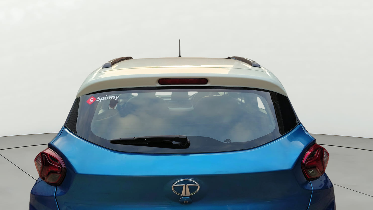 Used 2025 Tata Punch Creative Dual Tone Petrol Manual exterior EXTERIOR ROOF VIEW