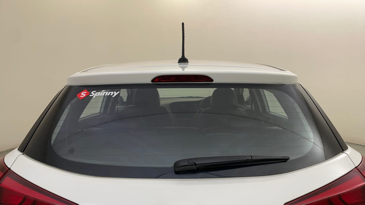 Used 2016 Hyundai Elite i20 Asta 1.4 CRDI (O) Diesel Manual exterior BACK WINDSHIELD VIEW
