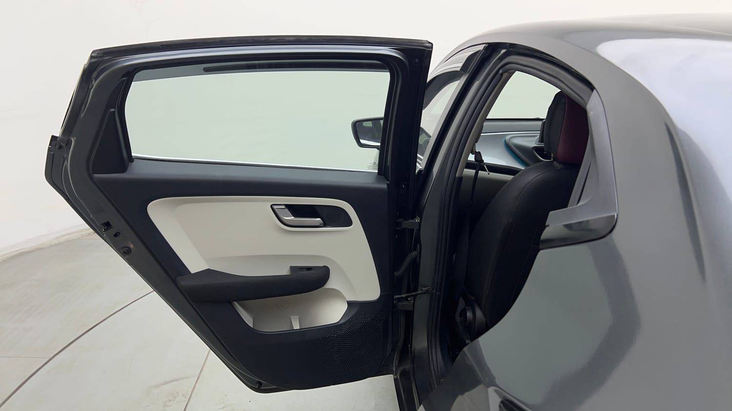 Used 2024 Tata Altroz XZ Petrol Petrol Manual interior LEFT REAR DOOR OPEN VIEW