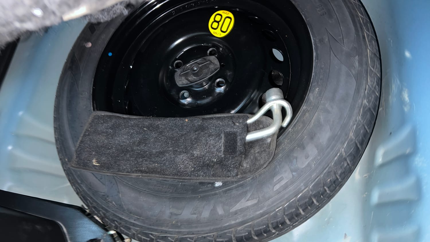 Used 2019 Maruti Suzuki Baleno Zeta Petrol Manual tyres SPARE TYRE VIEW