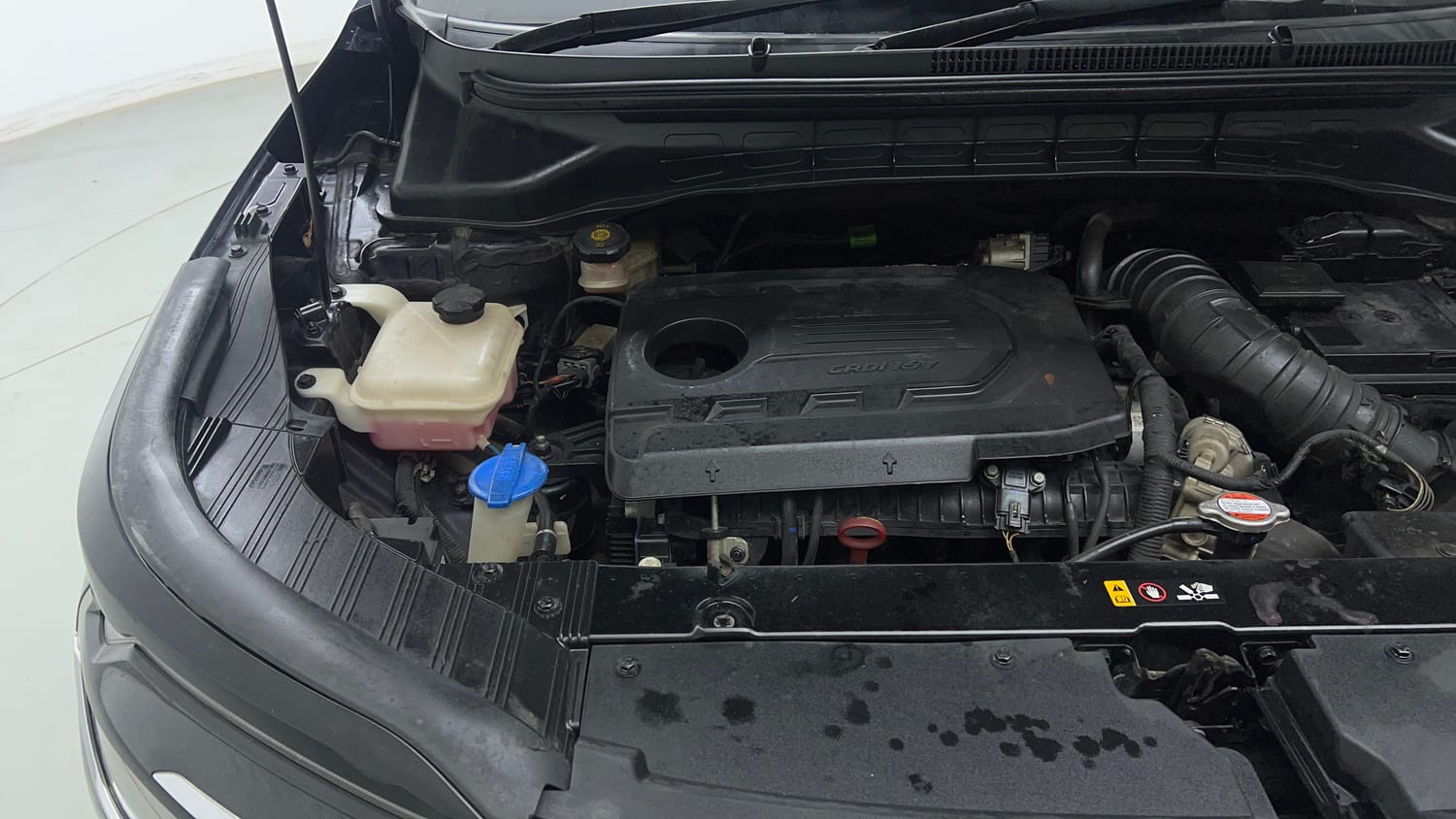 Used 2022 Kia Carens Luxury Plus 1.5 Diesel AT 7 STR Diesel Automatic engine ENGINE RIGHT SIDE VIEW