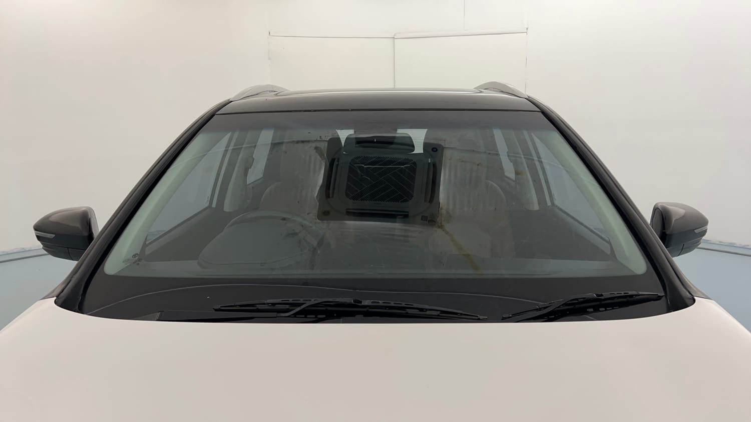 Used 2020 MG Motors Hector Plus Sharp 1.5 DCT Petrol Petrol Automatic exterior FRONT WINDSHIELD VIEW