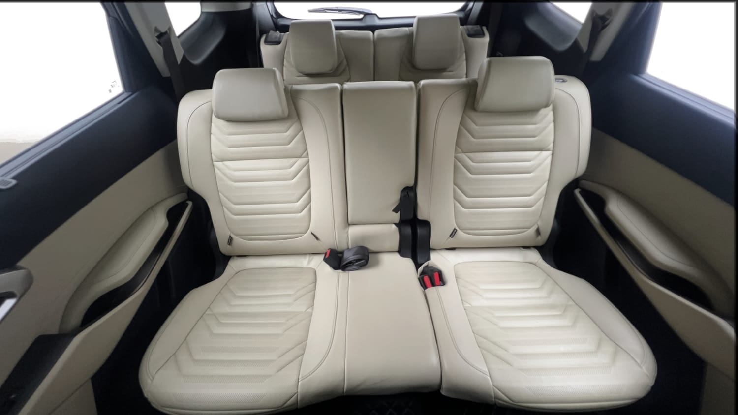 Used 2022 Kia Carens Luxury Plus 1.5 Diesel AT 7 STR Diesel Automatic interior REAR SEAT CONDITION VIEW