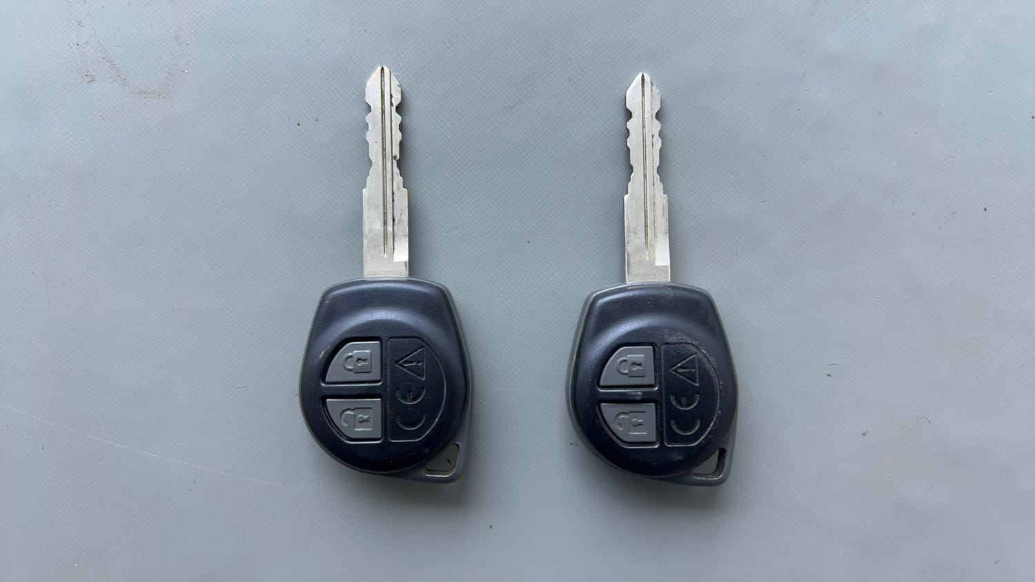 Used 2021 maruti-suzuki Vitara Brezza LXi Petrol Manual extra CAR KEY VIEW