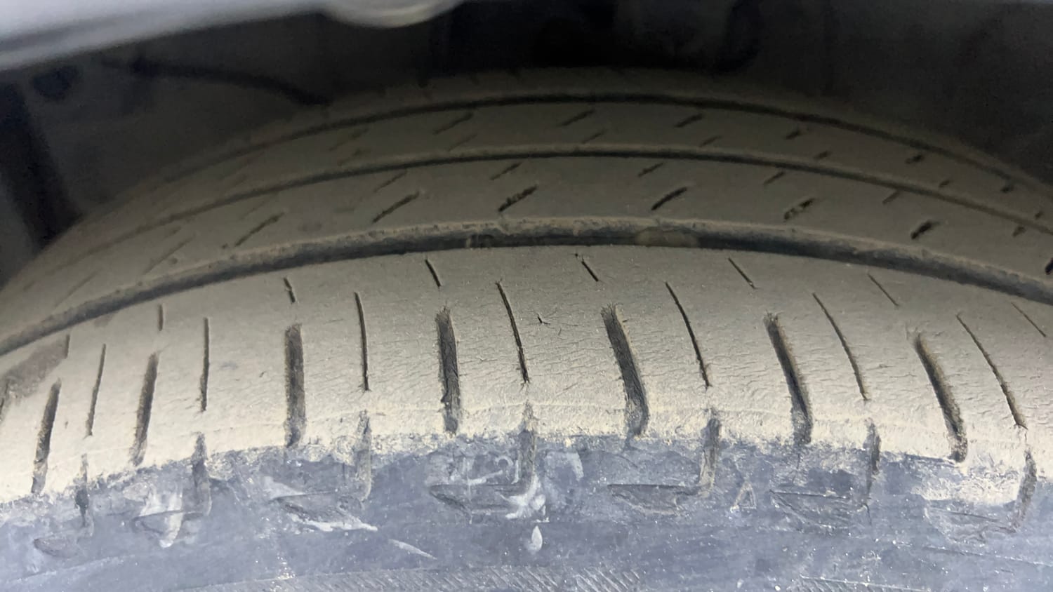 Used 2017 Honda City ZX Diesel Diesel Manual tyres LEFT FRONT TYRE TREAD VIEW