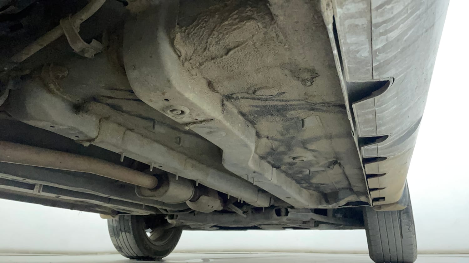 Used 2024 Hyundai Creta 1.5 MPi Petrol MT S Petrol Manual extra REAR RIGHT UNDERBODY VIEW