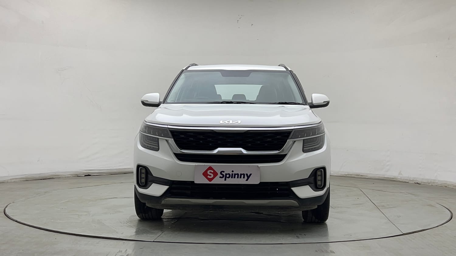 Used 2023 Kia Seltos HTX 1.5 Petrol Manual exterior FRONT VIEW