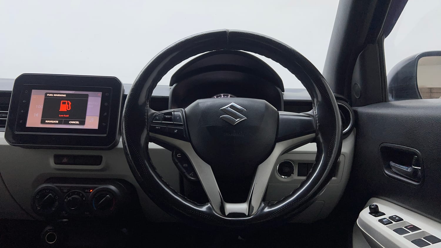 Used 2020 Maruti Suzuki Ignis Zeta 1.2 MT Petrol Manual interior STEERING VIEW