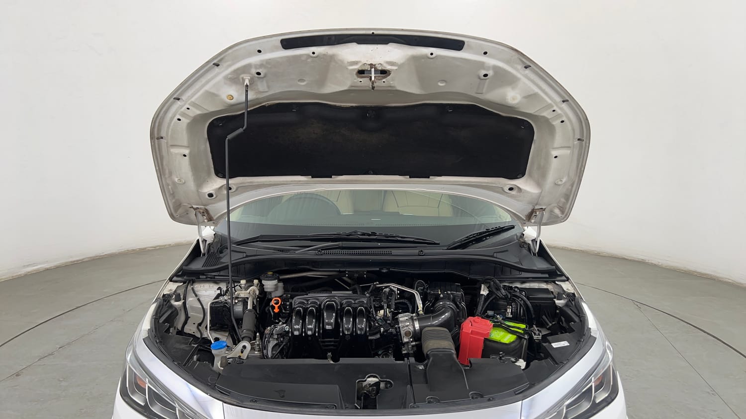 Used 2022 Honda City V Petrol Petrol Manual engine ENGINE & BONNET OPEN FRONT VIEW