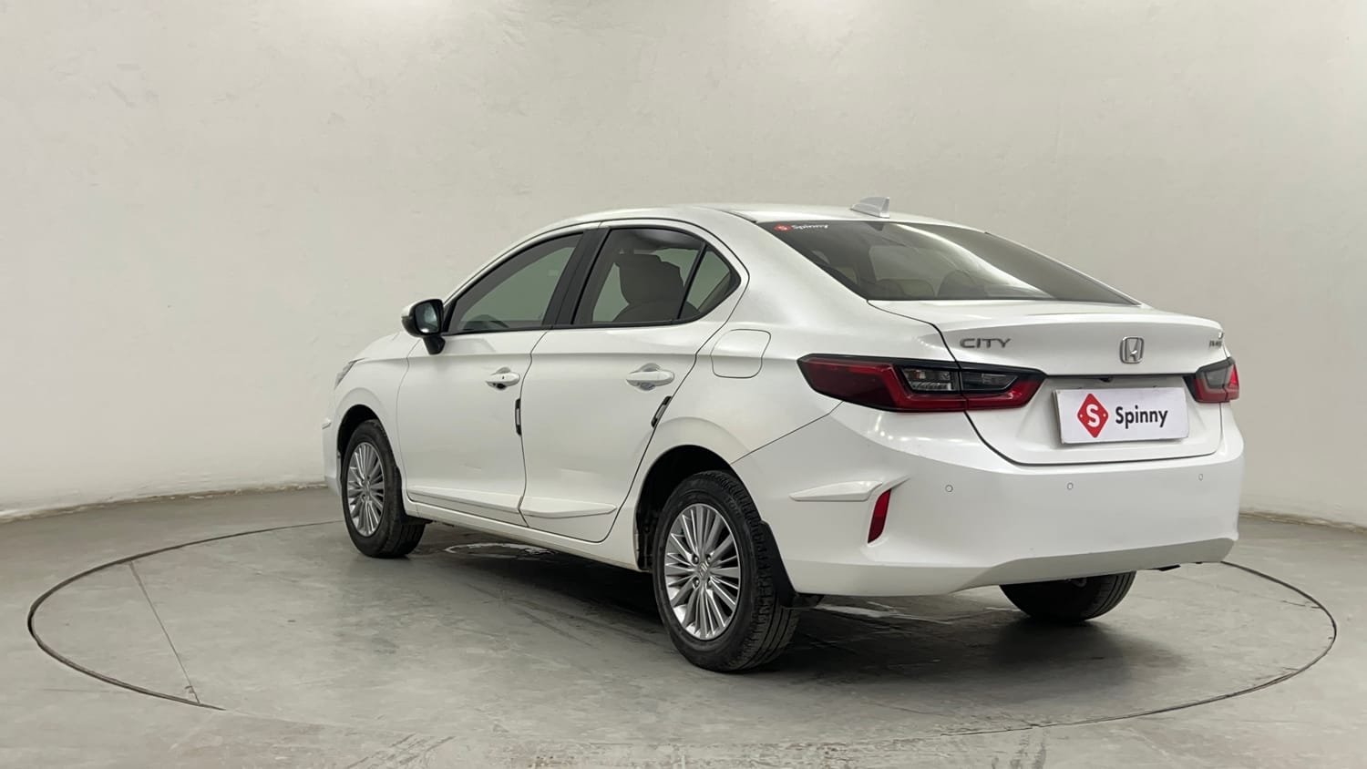 Used 2022 Honda City V Petrol Petrol Manual exterior LEFT REAR CORNER VIEW
