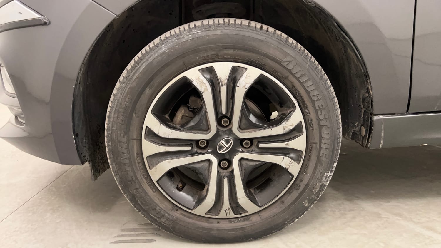 Used 2022 Tata Tiago XZ Plus CNG Cng Manual tyres LEFT FRONT TYRE RIM VIEW