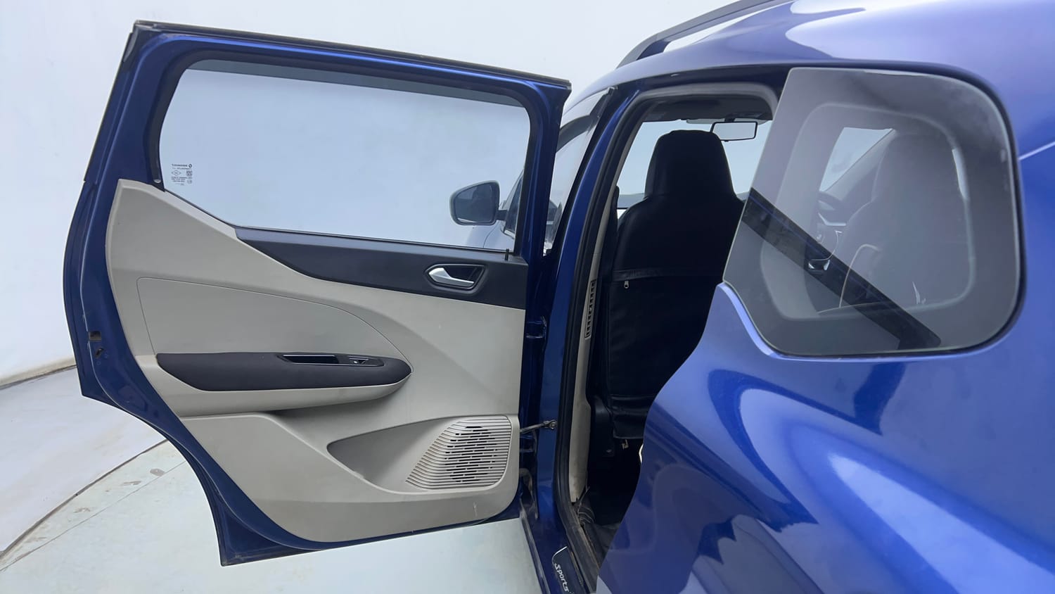 Used 2020 Renault Triber RXZ EASY-R AMT Petrol Automatic interior LEFT REAR DOOR OPEN VIEW