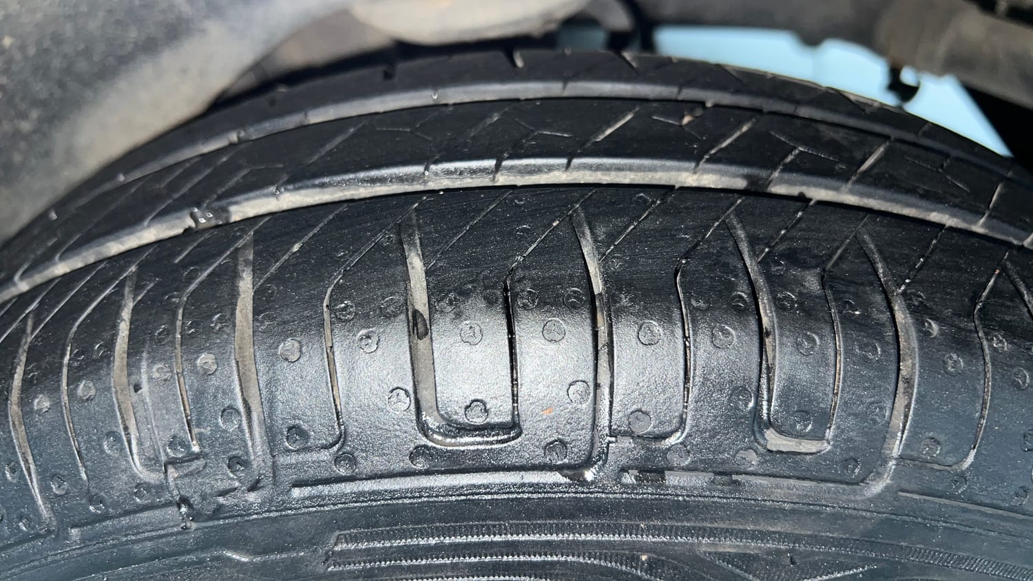 Used 2013 Maruti Suzuki A-Star ZXI Petrol Manual tyres LEFT REAR TYRE TREAD VIEW