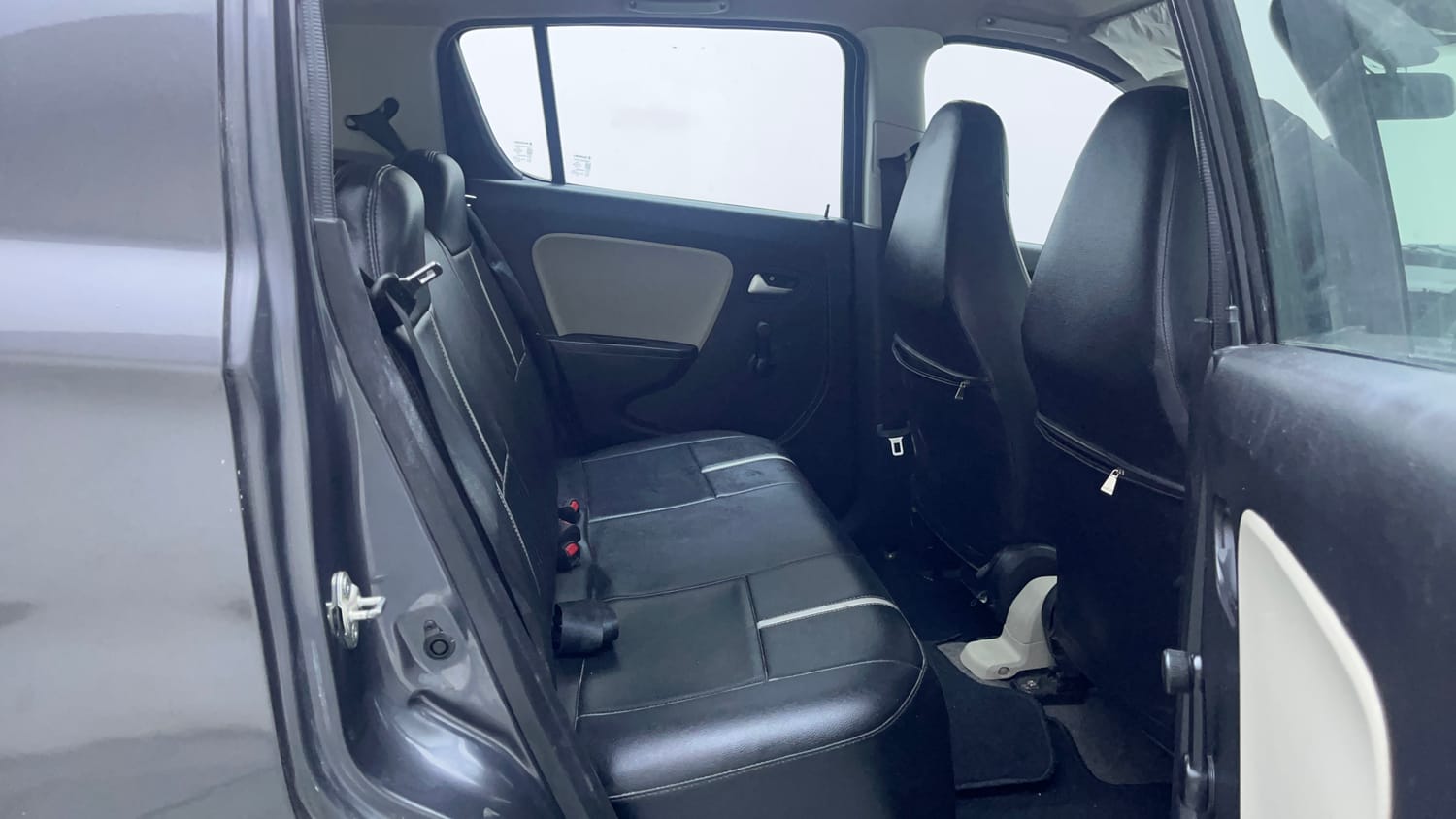 Used 2020 Maruti Suzuki Alto 800 LXi Petrol Manual interior RIGHT SIDE REAR DOOR CABIN VIEW