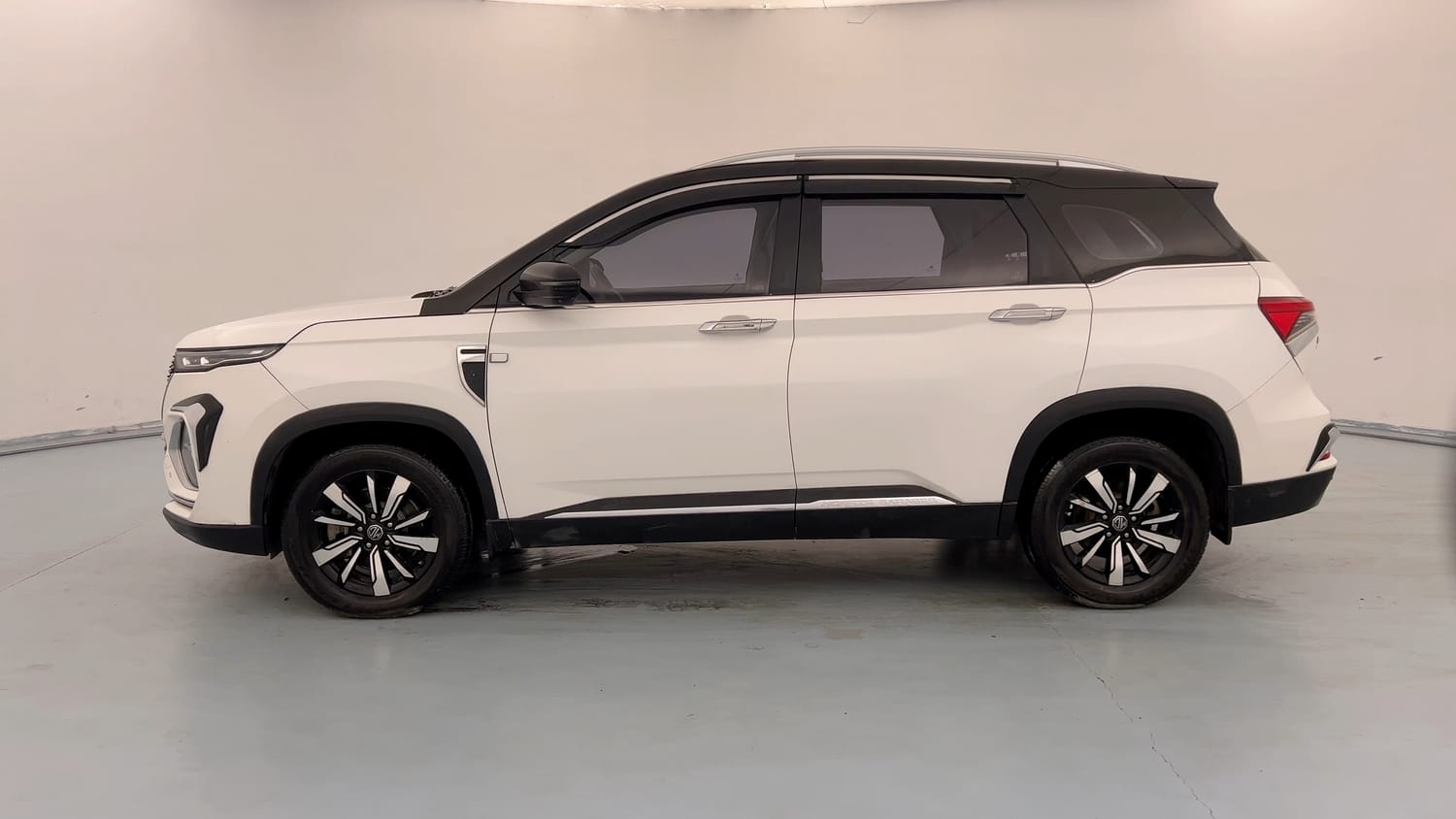 Used 2020 MG Motors Hector Plus Sharp 1.5 DCT Petrol Petrol Automatic exterior LEFT SIDE VIEW
