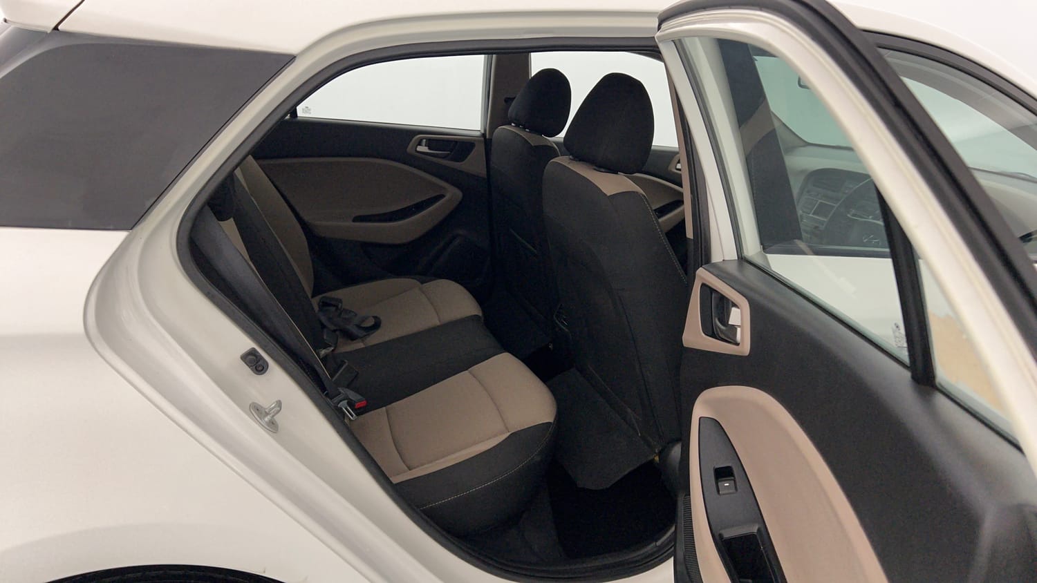 Used 2015 Hyundai Elite i20 Asta 1.2 Petrol Manual interior RIGHT SIDE REAR DOOR CABIN VIEW