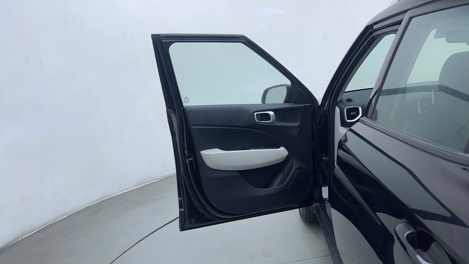 Used 2025 Hyundai Venue S Plus 1.2 Petrol MT Petrol Manual interior LEFT FRONT DOOR OPEN VIEW