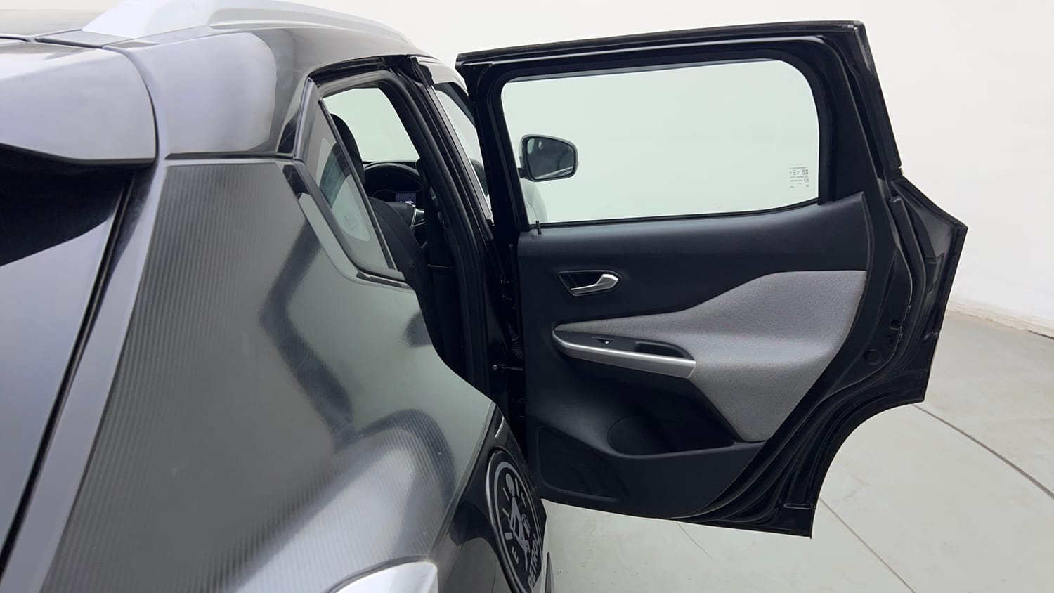 Used 2023 Nissan Magnite XL Petrol+Cng (Outside fitted) Cng Manual interior RIGHT REAR DOOR OPEN VIEW