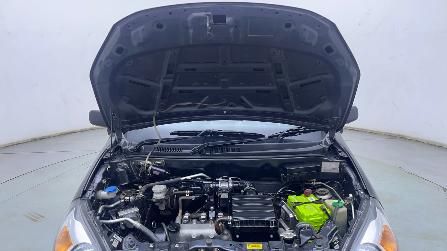 Used 2020 Maruti Suzuki Alto 800 LXi Petrol Manual engine ENGINE & BONNET OPEN FRONT VIEW