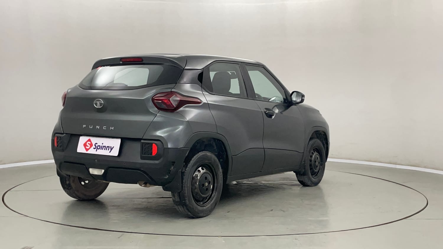 Used 2021 Tata Punch Pure MT Petrol Manual exterior RIGHT REAR CORNER VIEW