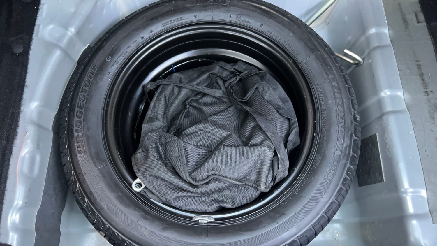 Used 2021 Tata Nexon XM Petrol Manual tyres SPARE TYRE VIEW