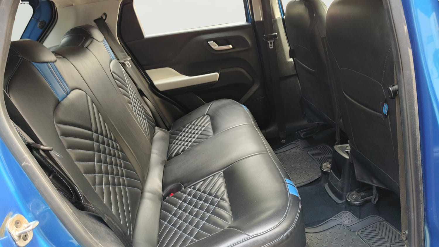 Used 2025 Tata Punch Creative Dual Tone Petrol Manual interior RIGHT SIDE REAR DOOR CABIN VIEW