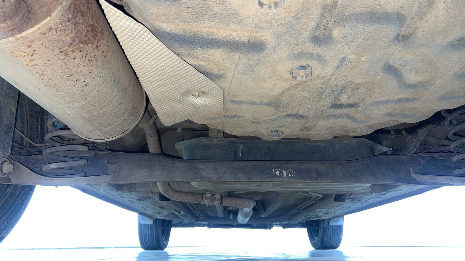 Used 2021 Renault Kiger RXT 1.0 Turbo MT Petrol Manual extra REAR UNDERBODY VIEW (TAKEN FROM REAR)