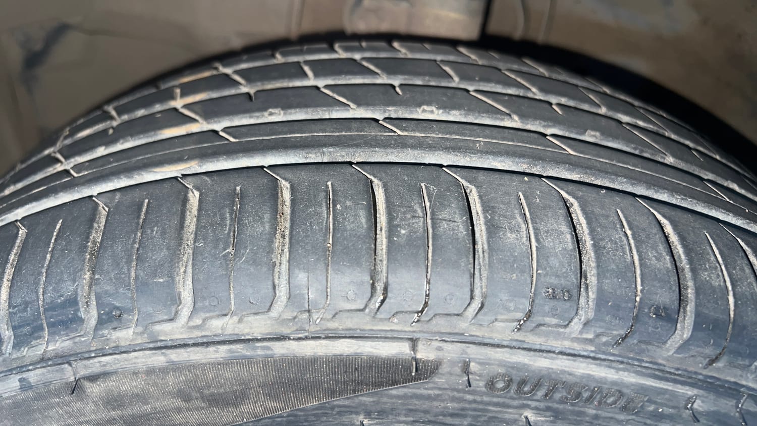 Used 2021 Honda City ZX CVT Petrol Petrol Automatic tyres LEFT FRONT TYRE TREAD VIEW