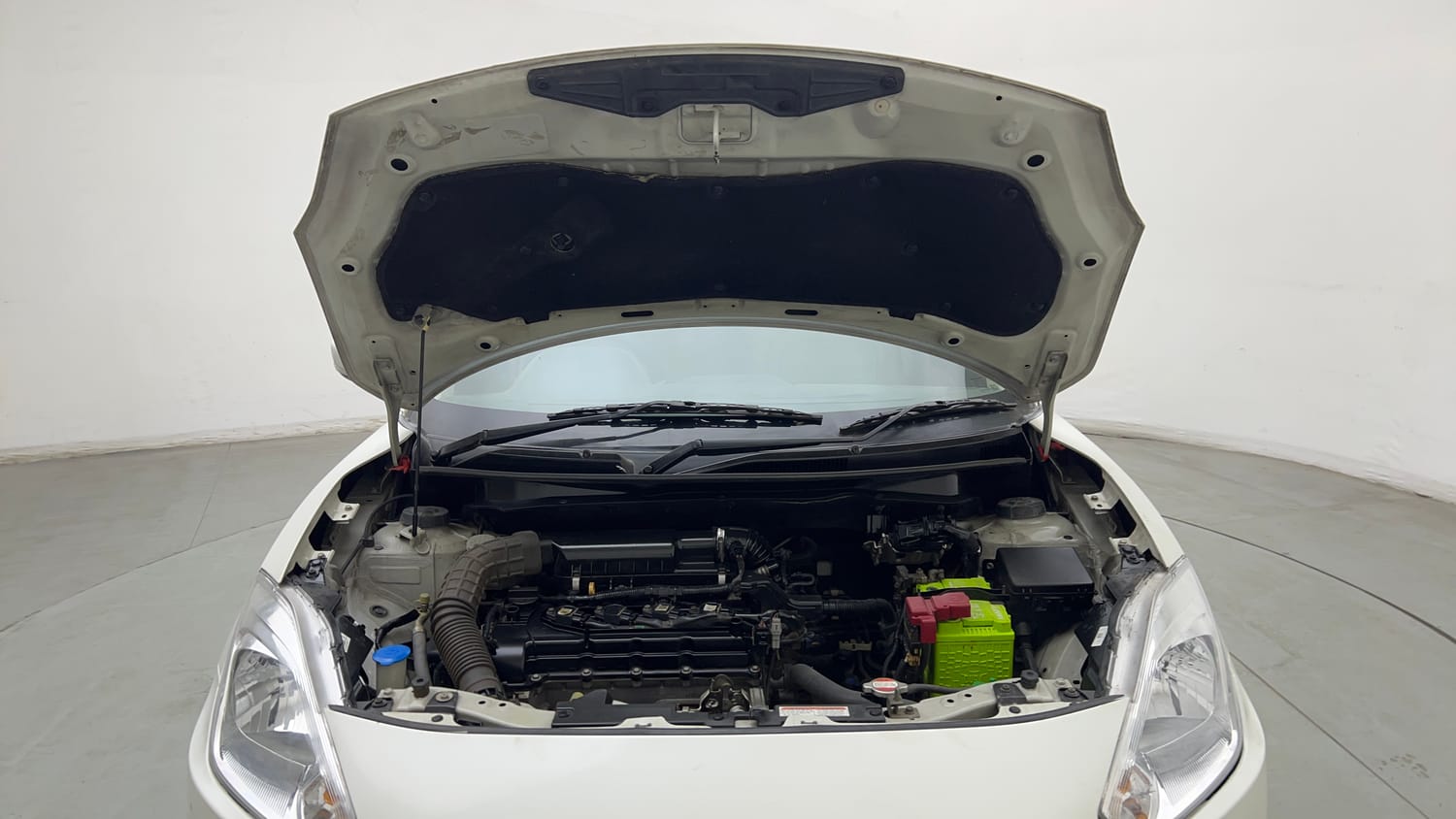 Used 2017 Maruti Suzuki Dzire VXi Petrol Manual engine ENGINE & BONNET OPEN FRONT VIEW