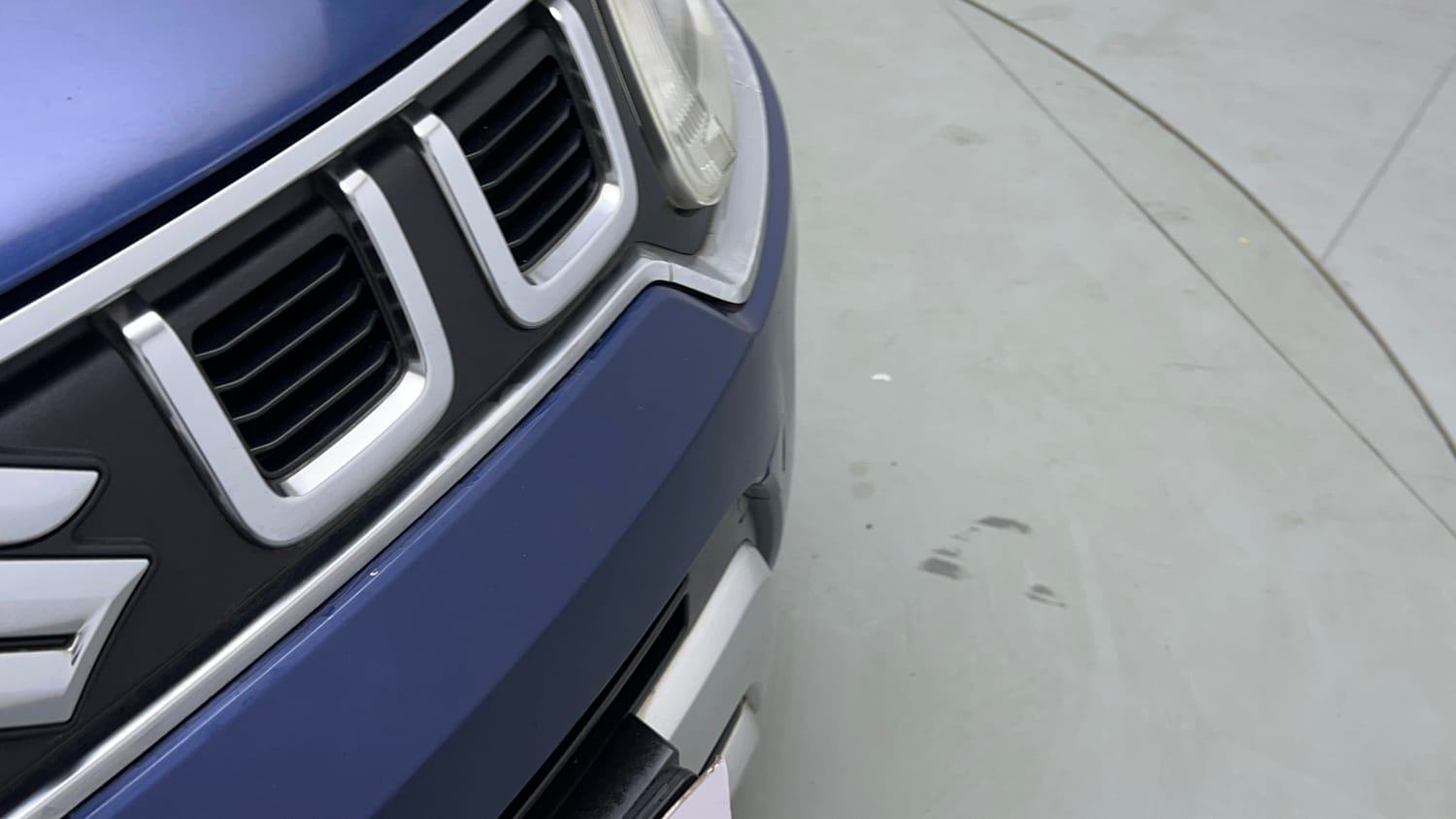 Used 2020 Maruti Suzuki Ignis Zeta 1.2 MT Petrol Manual dents MINOR SCRATCH