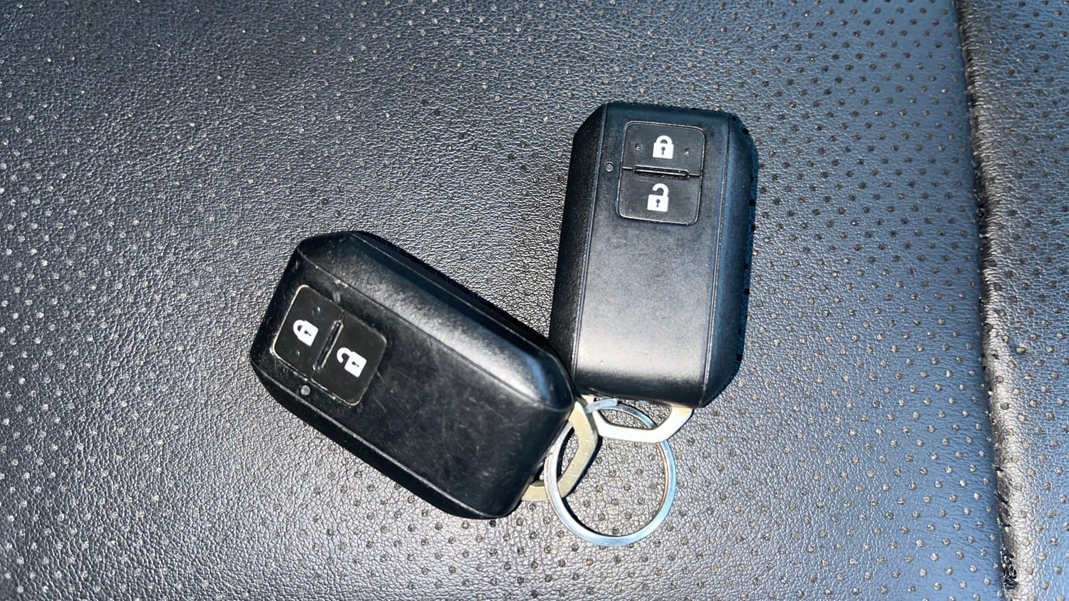 Used 2022 Maruti Suzuki XL6 Alpha MT Petrol Petrol Manual extra CAR KEY VIEW