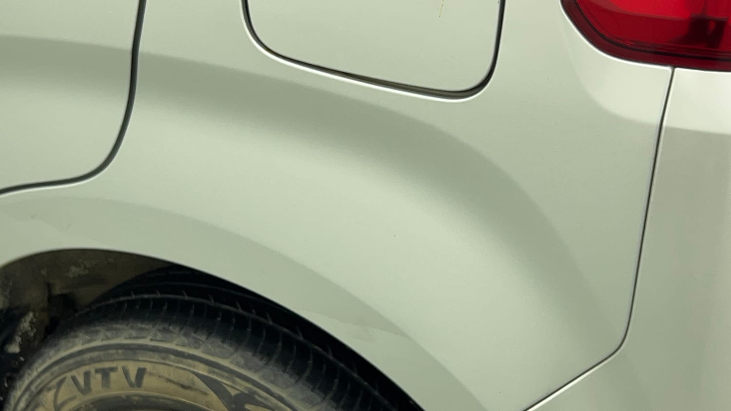 Used 2022 Maruti Suzuki Wagon R 1.0 VXi (O) 1.0 Petrol Manual dents MINOR DENT