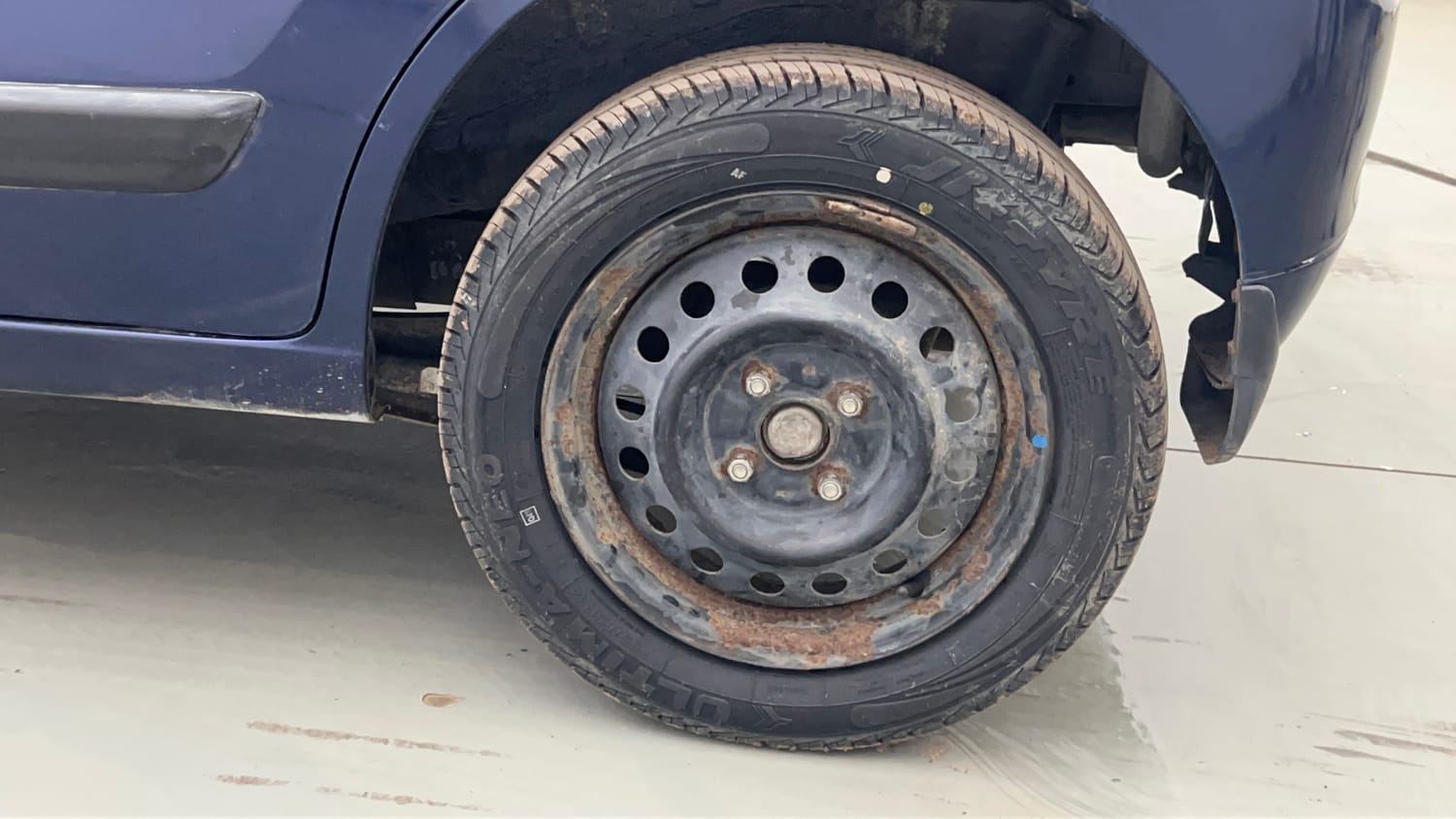 Used 2018 Maruti Suzuki Wagon R 1.0 VXI AMT Petrol Automatic tyres LEFT REAR TYRE RIM VIEW