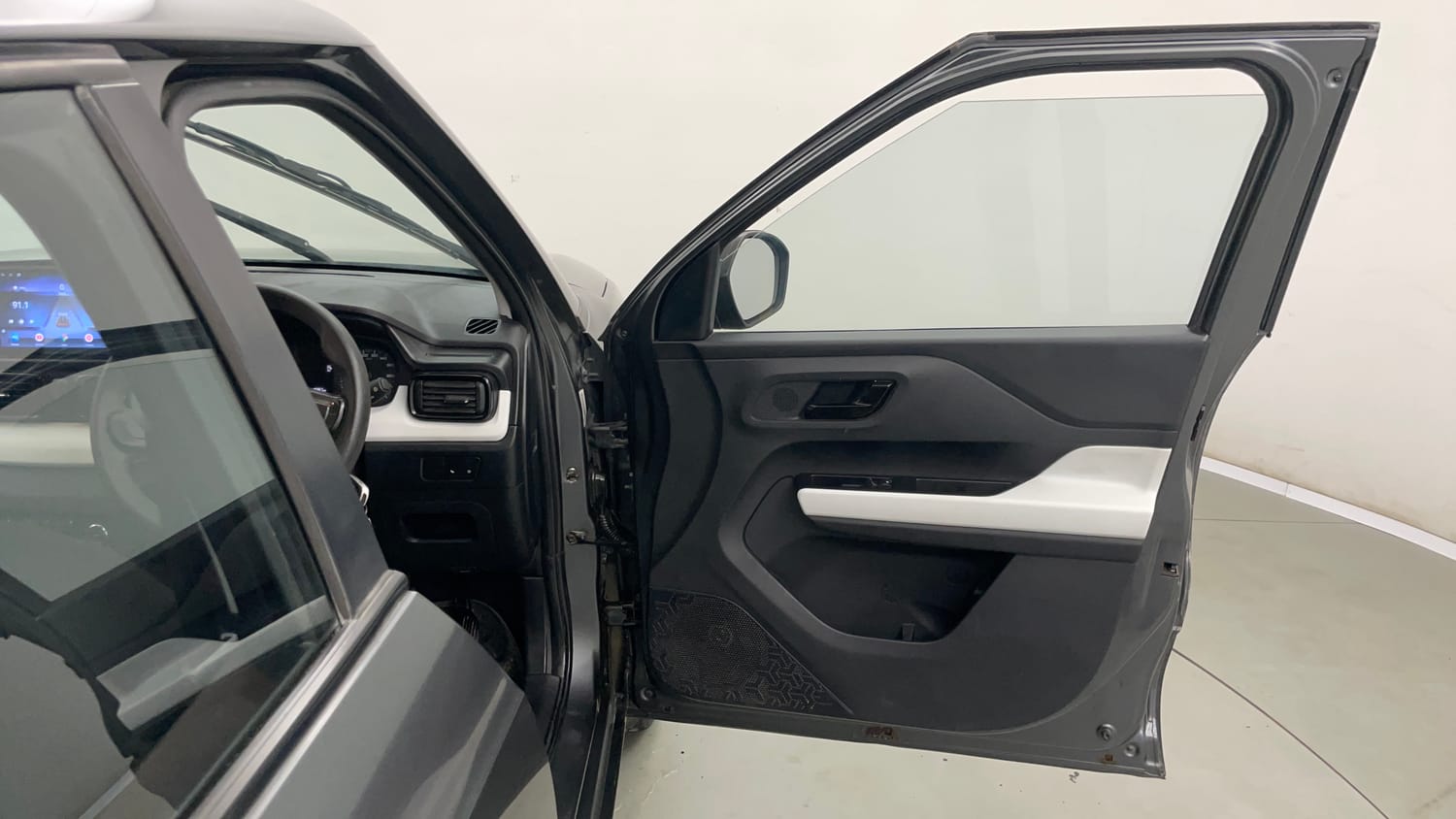 Used 2021 Tata Punch Pure MT Petrol Manual interior RIGHT FRONT DOOR OPEN VIEW