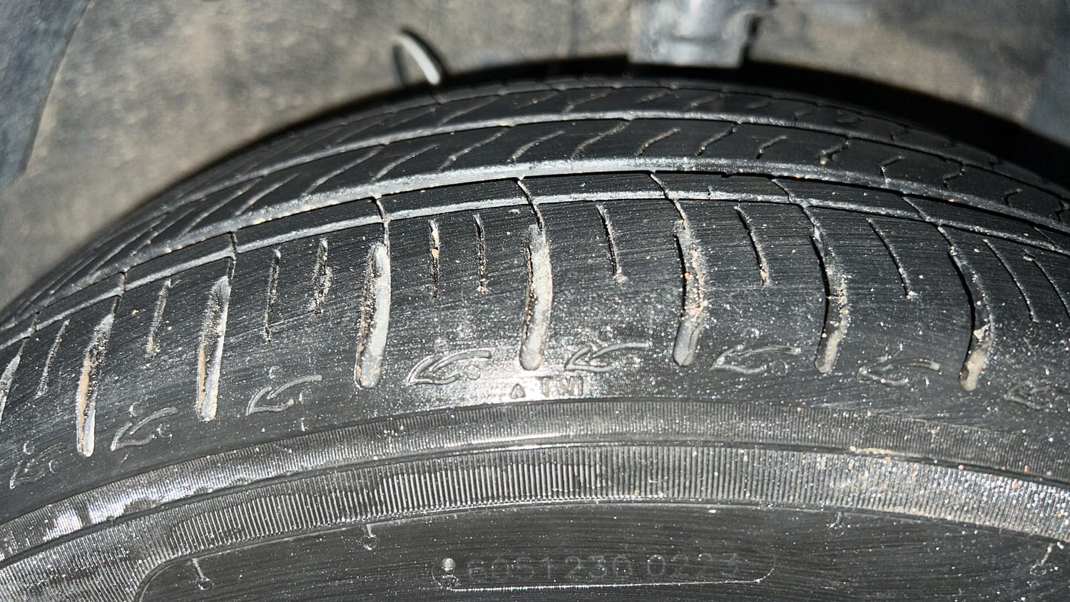 Used 2023 Hyundai Grand i10 Nios Sportz 1.2 Kappa VTVT Petrol Manual tyres RIGHT FRONT TYRE TREAD VIEW