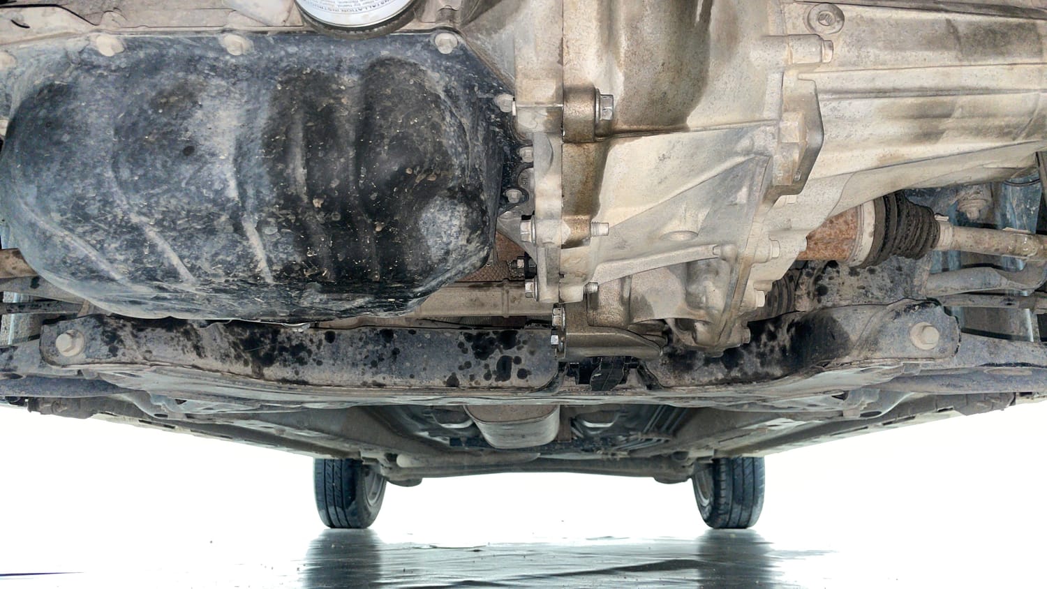 Used 2018 Ford Freestyle Titanium 1.2 Ti-VCT Petrol Manual extra FRONT LEFT UNDERBODY VIEW