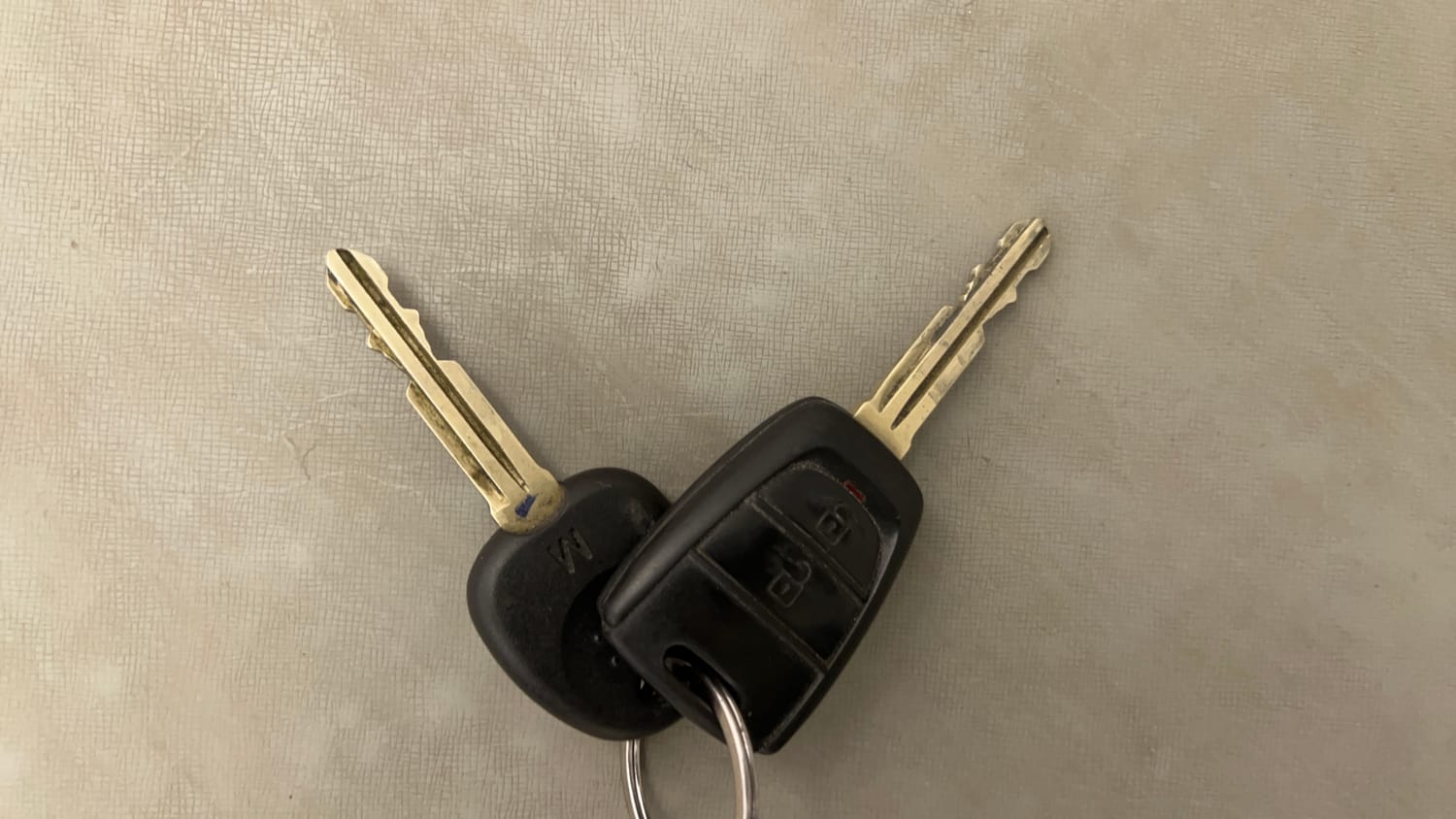 Used 2016 Hyundai Grand i10 Sportz 1.2 Kappa VTVT Petrol Manual extra CAR KEY VIEW