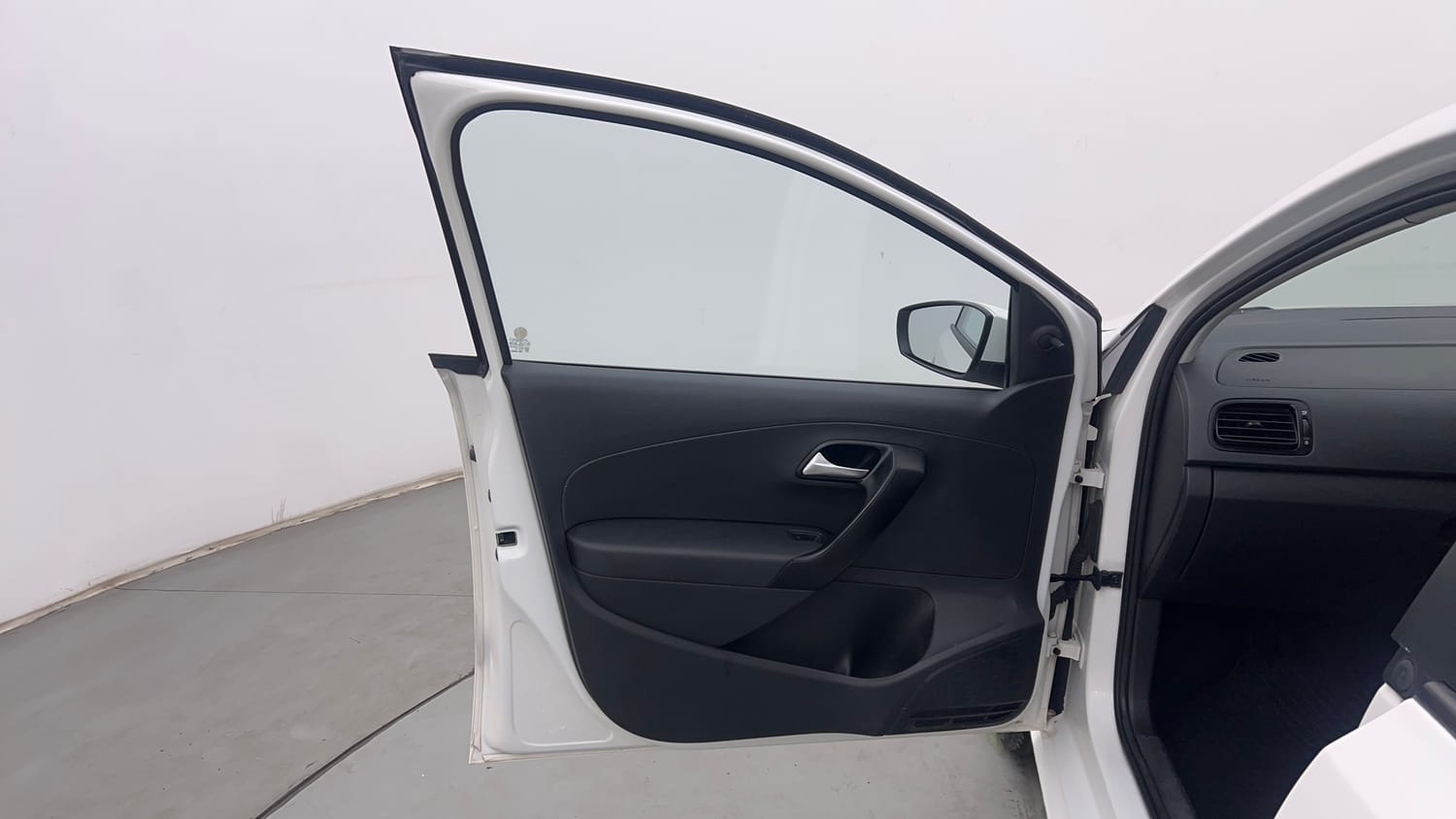 Used 2022 Volkswagen Polo Trendline 1.0L MPI Petrol Manual interior LEFT FRONT DOOR OPEN VIEW