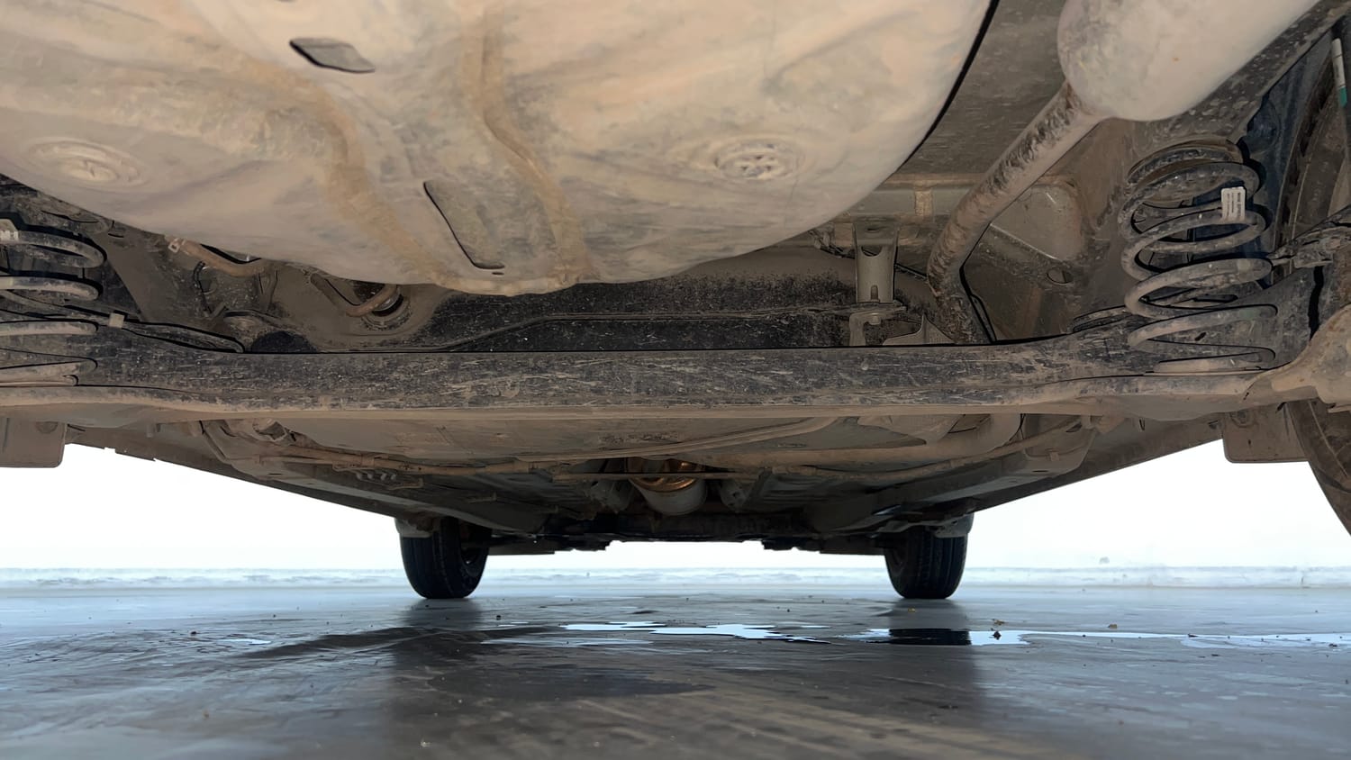 Used 2022 Maruti Suzuki Dzire LXi Petrol Manual extra REAR UNDERBODY VIEW (TAKEN FROM REAR)