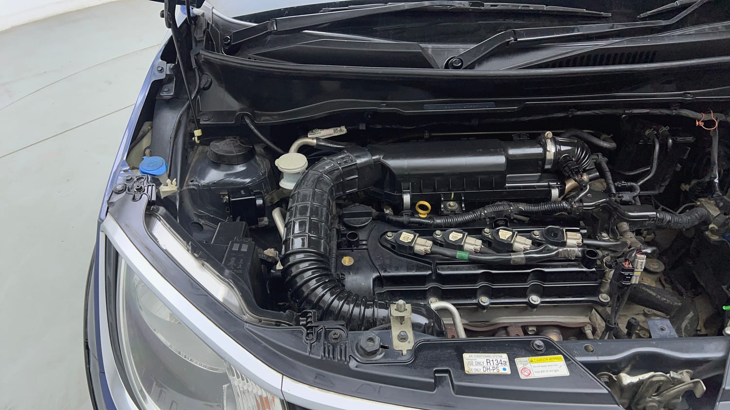 Used 2020 Maruti Suzuki Ignis Zeta 1.2 MT Petrol Manual engine ENGINE RIGHT SIDE VIEW