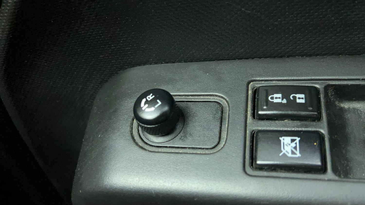 Used 2022 Maruti Suzuki Wagon R 1.0 VXi (O) 1.0 Petrol Manual top_features Adjustable ORVM
