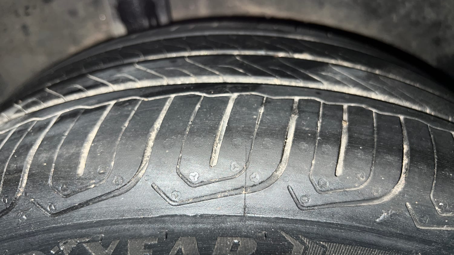 Used 2017 Honda City ZX CVT Petrol Petrol Automatic tyres RIGHT REAR TYRE TREAD VIEW