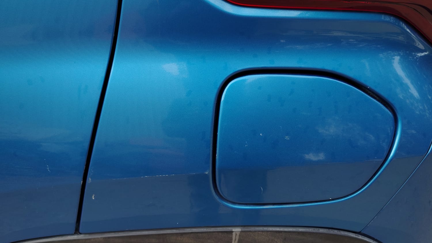 Used 2025 Tata Punch Creative Dual Tone Petrol Manual dents MINOR SCRATCH