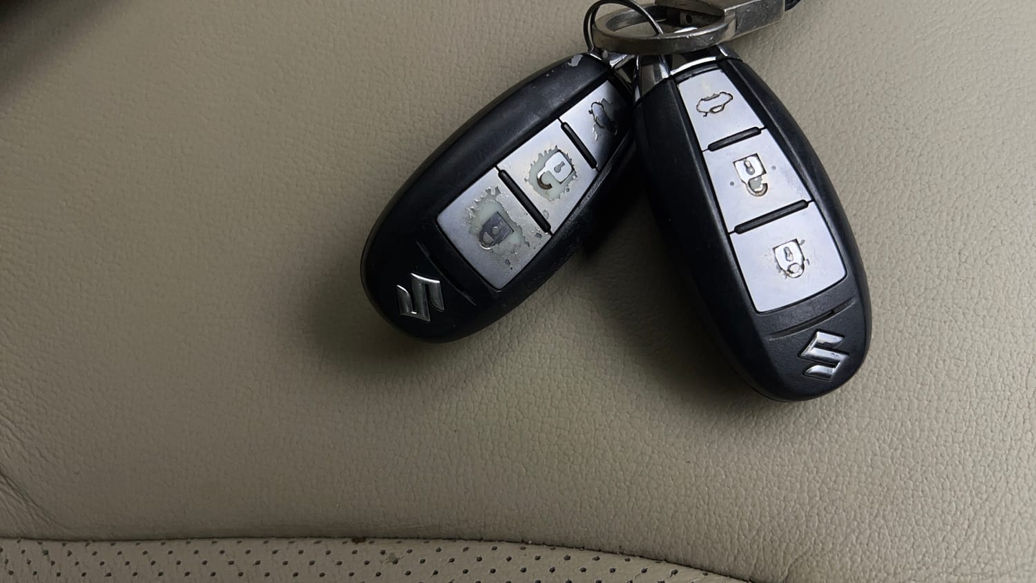 Used 2020 Maruti Suzuki Ciaz Alpha 1.5 AT Petrol Automatic extra CAR KEY VIEW