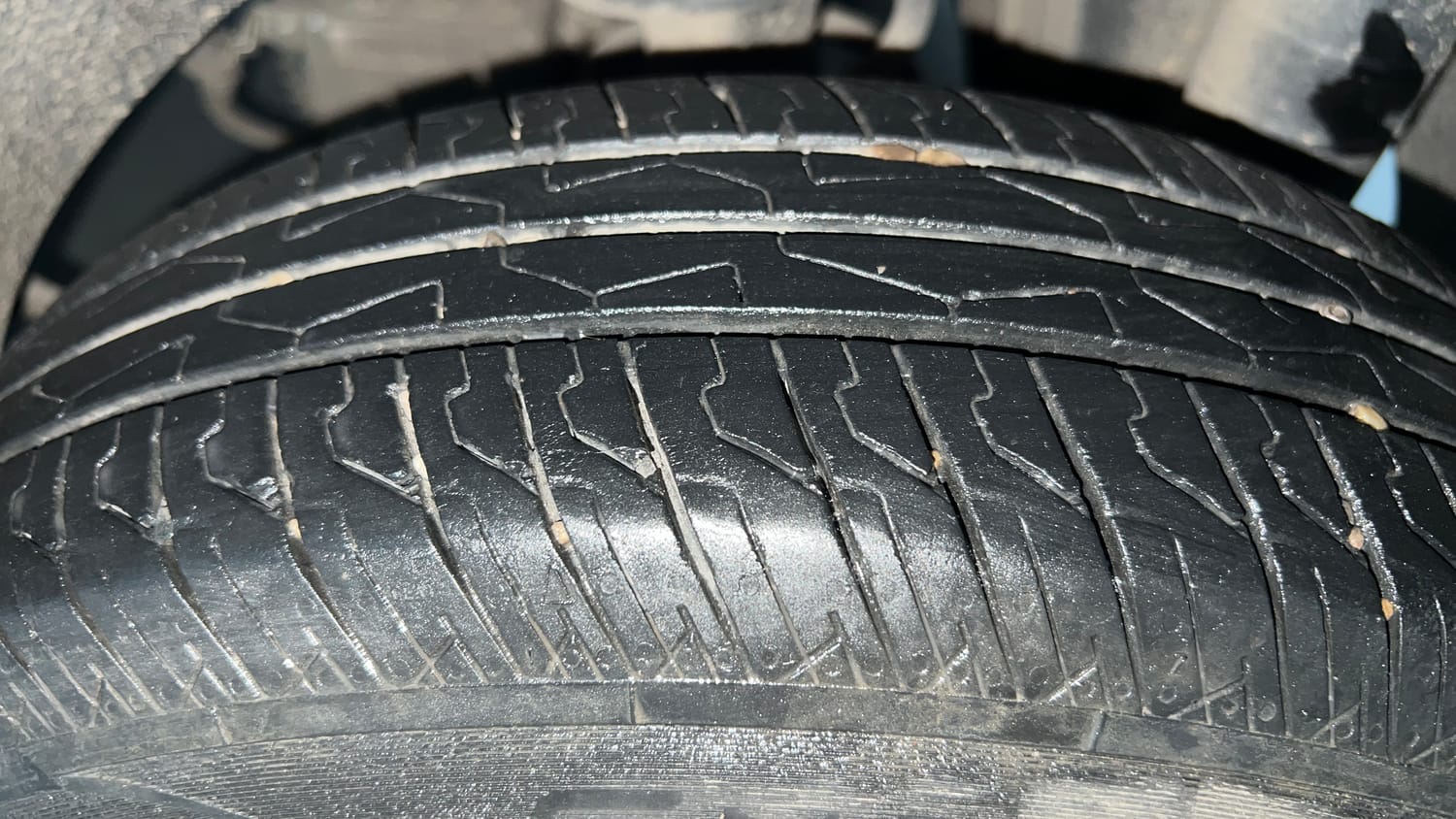 Used 2025 MG Motors Comet EV Exclusive FC Electric Automatic tyres LEFT REAR TYRE TREAD VIEW