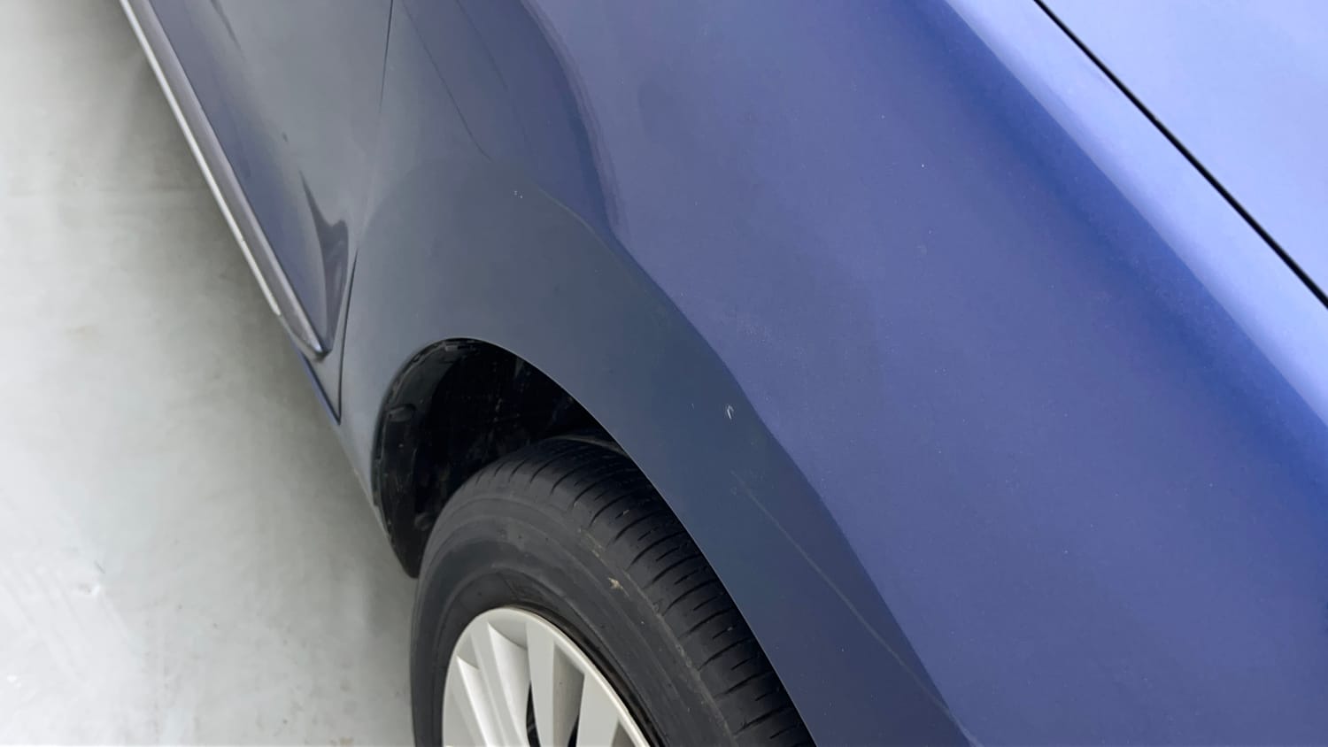 Used 2021 Maruti Suzuki Baleno Delta Petrol+CNG (Outside Fitted) Cng Manual dents MINOR SCRATCH