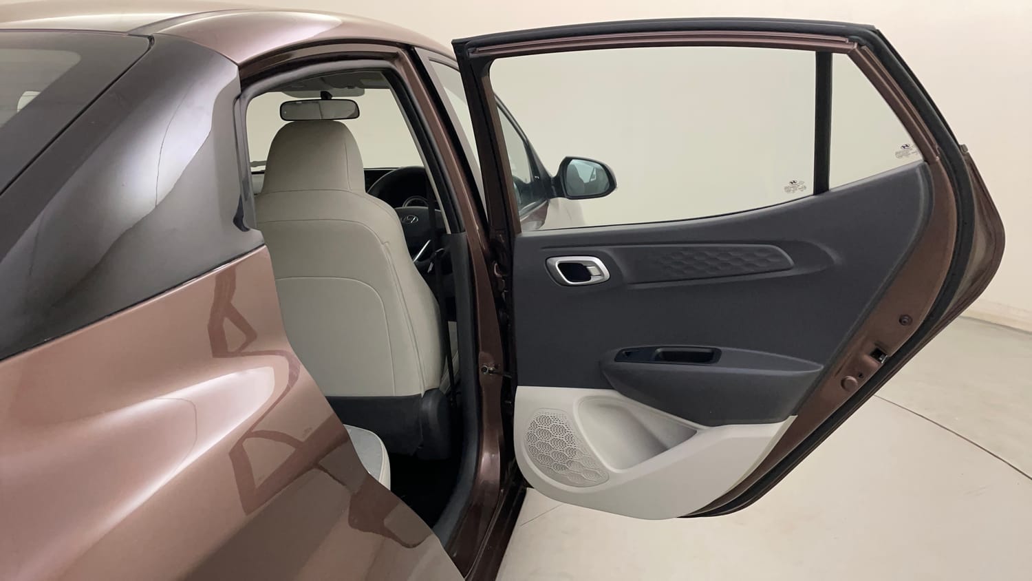 Used 2022 Hyundai Aura SX Plus 1.2 AMT Petrol Petrol Automatic interior RIGHT REAR DOOR OPEN VIEW